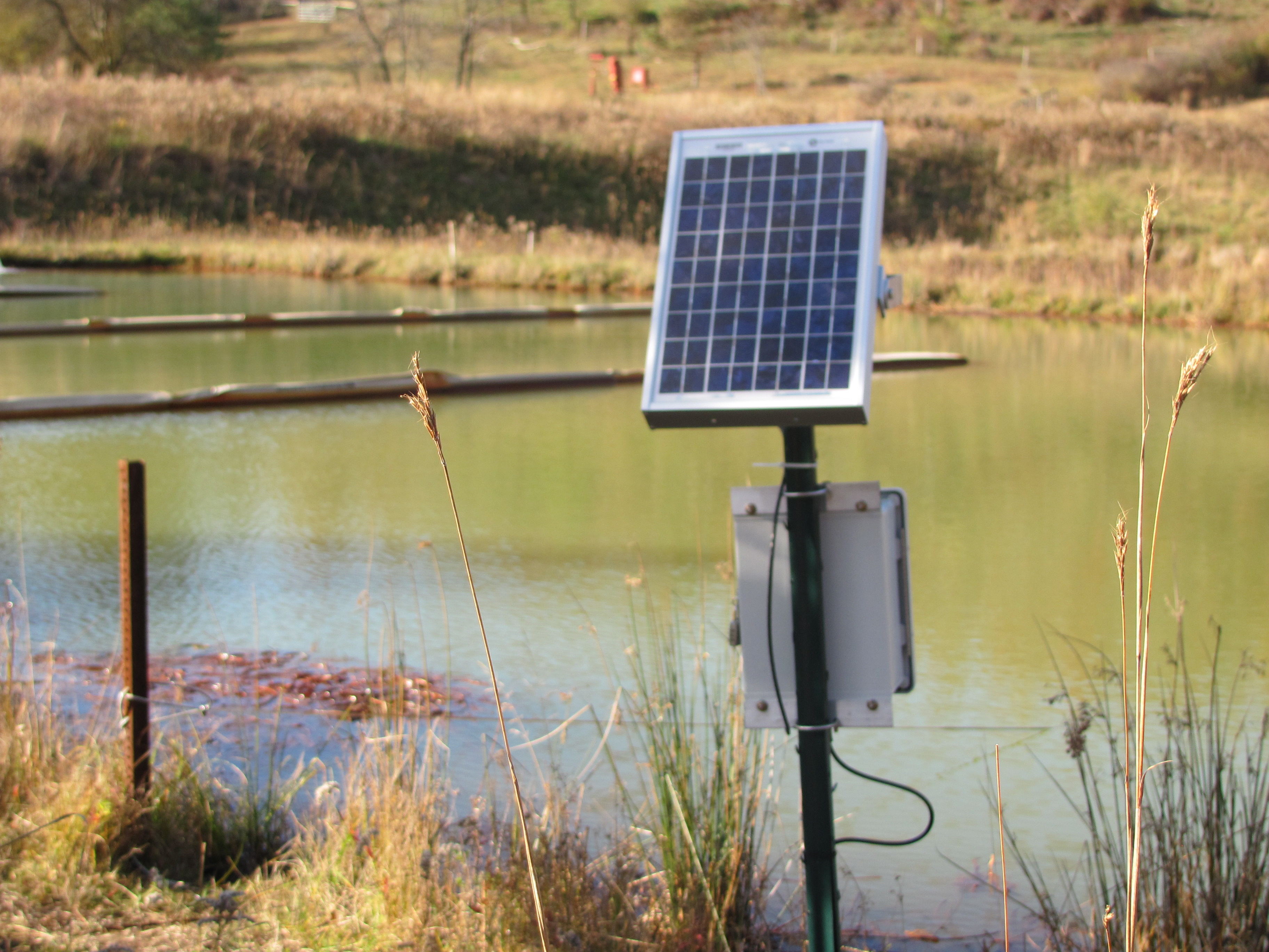 solar power and external battery powers water monitoring probe 2013 solar power and external battery powers water monitoring probe 2013