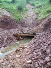 7 18 2005 clearing of mine tunnel opening