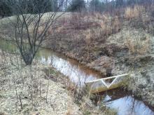 Fox run 1 20 13 020 weir in collection channelnear settling pond inlet